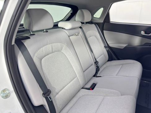 Used 2022 Hyundai Kona SEL w/ Convenience Package image 32