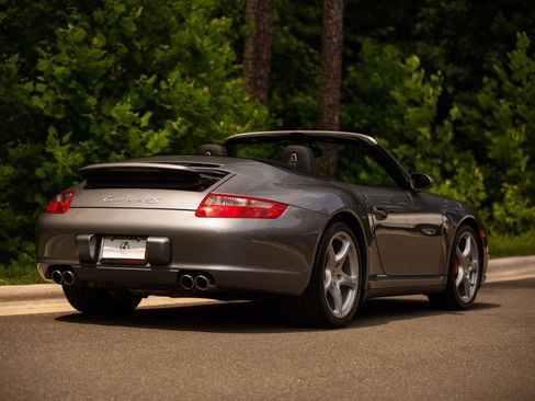 Used 2006 Porsche 911 Carrera 4S AWD/4WD image 12