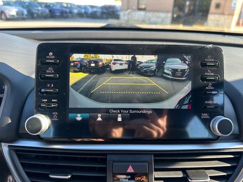 Used 2022 Honda Accord Sport image 44