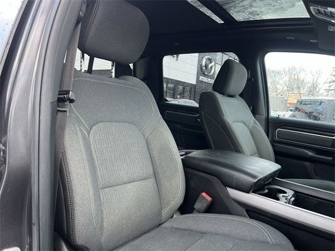 Used 2019 RAM 1500 Big Horn image 25