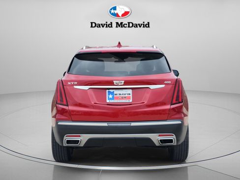 Used 2023 Cadillac XT5 Premium Luxury image 5