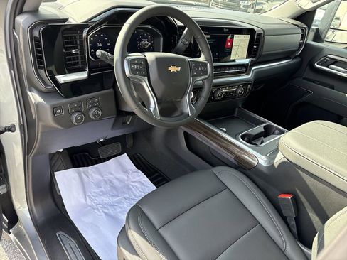 New 2026 Chevrolet Silverado 2500 LT AWD/4WD image 11