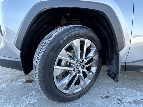 Certified 2024 Toyota RAV4 XLE Premium image 9