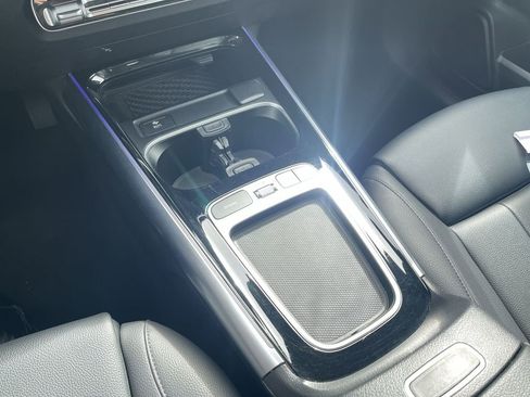 Used 2025 Mercedes-Benz GLA 250 image 30