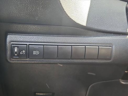 Used 2023 Toyota Corolla LE FWD image 13