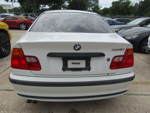 Used 2001 BMW 325i Sedan RWD image 3