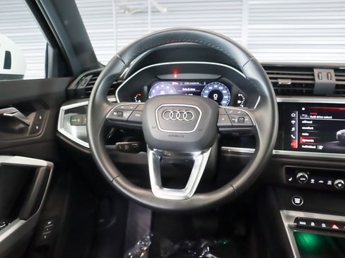 Certified 2024 Audi Q3 2.0T Premium Plus w/ Premium Plus Package image 19