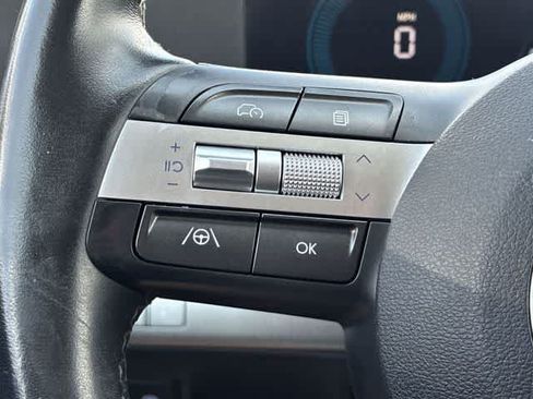 Used 2024 Hyundai Kona SEL FWD image 24