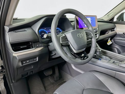 New 2026 Toyota Grand Highlander AWD image 9