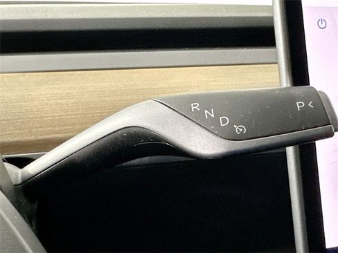 Used 2023 Tesla Model 3 Standard Range image 20