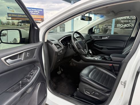 Used 2017 Ford Edge SEL w/ Equipment Group 201A FWD image 9