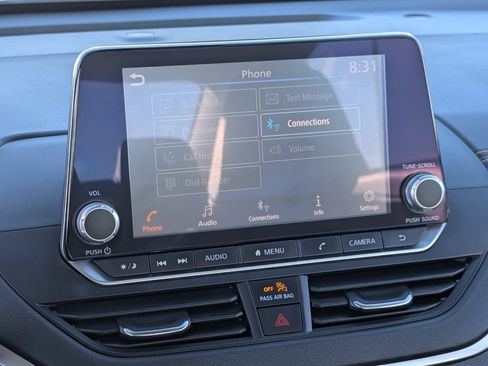 Certified 2022 Nissan Altima 2.5 SR image 21