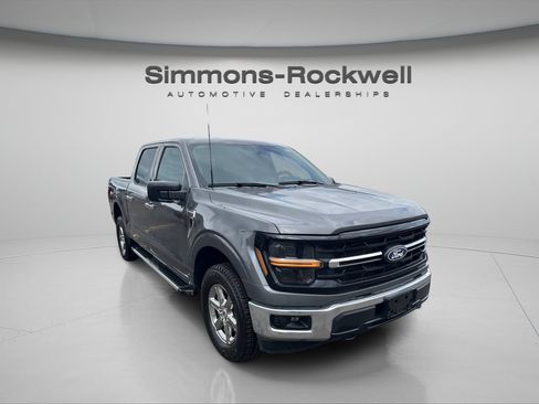 Used 2025 Ford F150 XLT w/ Equipment Group 301A Standard AWD/4WD image 7