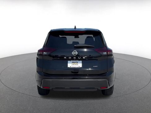 Used 2025 Nissan Rogue SV AWD/4WD image 12