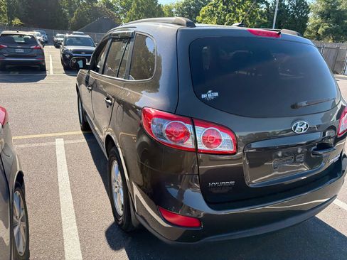 Used 2011 Hyundai Santa Fe GLS AWD/4WD image 4