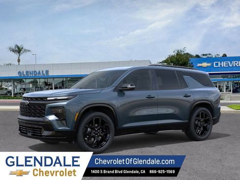 New 2026 Chevrolet Traverse RS w/ LPO, Floor Liner Package FWD image 2