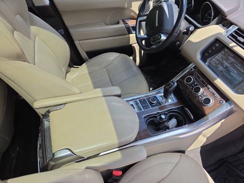 Used 2014 Land Rover Range Rover Sport HSE AWD/4WD image 29