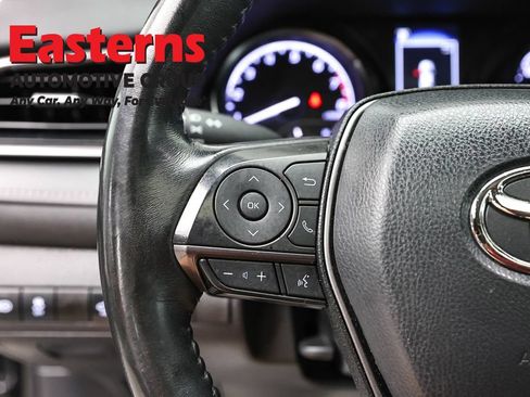 Used 2024 Toyota Camry SE w/ Cold Weather Package FWD image 15