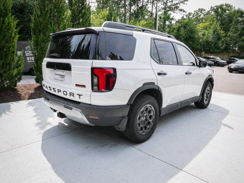 Used 2026 Honda Passport TrailSport Elite image 11