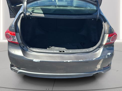 Used 2013 Toyota Corolla S FWD image 22