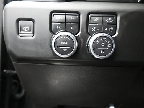 Used 2022 GMC Sierra 1500 AT4 w/ Technology Package image 33