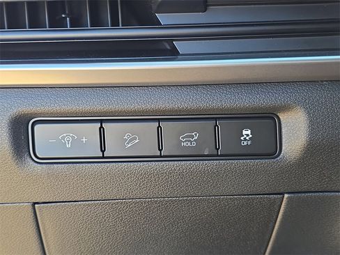 New 2025 Kia Telluride S image 33