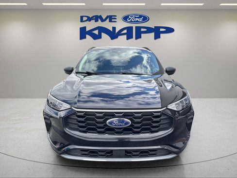 Used 2023 Ford Escape ST-Line image 3