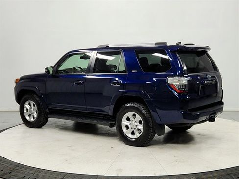 Used 2021 Toyota 4Runner SR5 Premium image 5