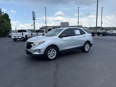Used 2021 Chevrolet Equinox LS w/ LS Convenience Package FWD image 7
