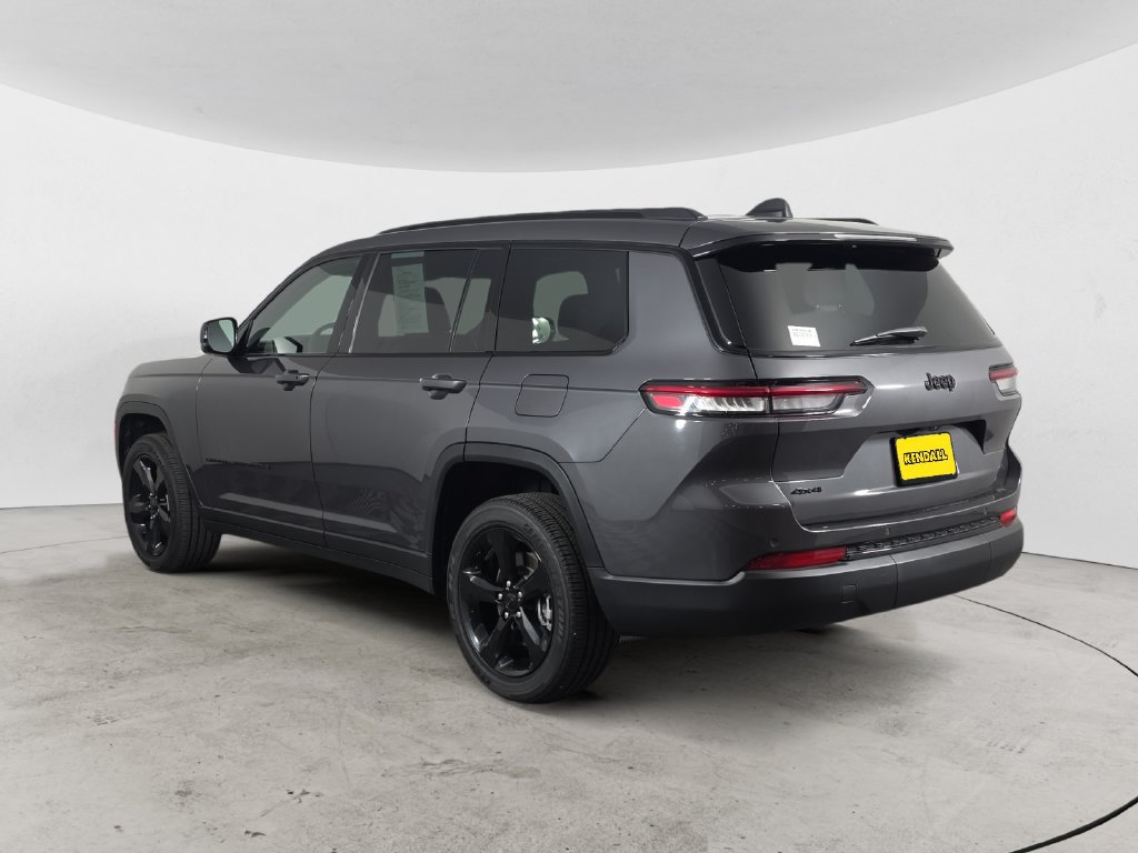 Used 2025 Jeep Grand Cherokee L Altitude AWD/4WD image 7