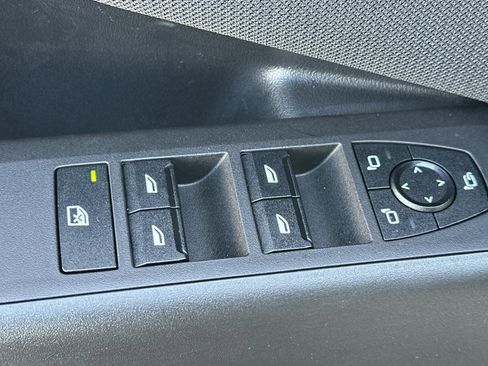 Used 2025 BMW X3 xDrive30i w/ Convenience Package image 14