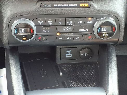 Used 2021 Ford Bronco Sport Outer Banks w/ Outer Banks Package AWD/4WD image 19