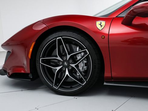 Certified 2019 Ferrari 488 Pista Spider RWD image 18