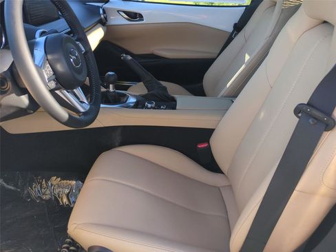 New 2026 MAZDA MX-5 Miata Grand Touring image 8