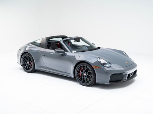 Certified 2025 Porsche 911 Targa 4 GTS image 7