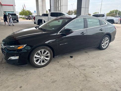 Used 2020 Chevrolet Malibu LT FWD image 1