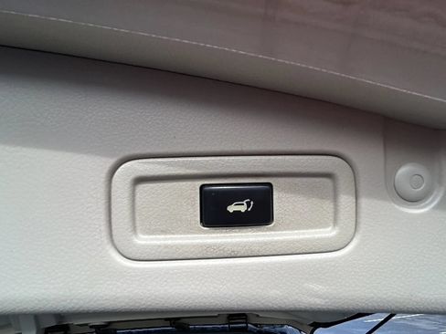 Used 2014 Nissan Murano SL w/ Navigation Package AWD/4WD image 37
