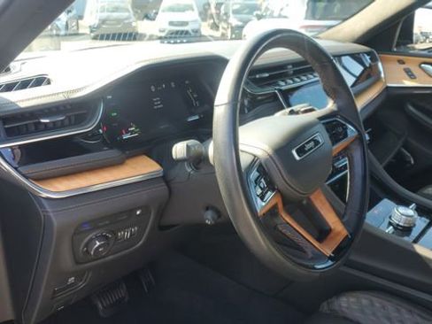 Certified 2022 Jeep Grand Cherokee Summit AWD/4WD image 12