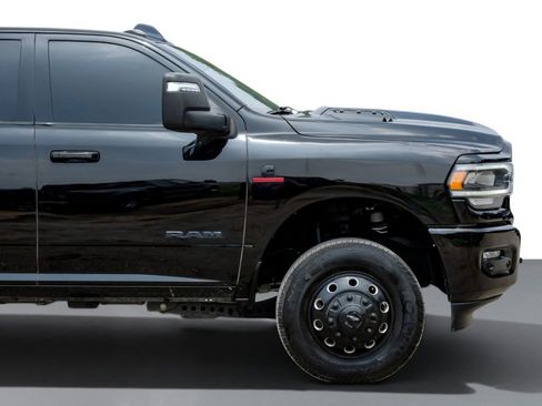Used 2023 RAM 3500 Laramie w/ Night Edition AWD/4WD image 7