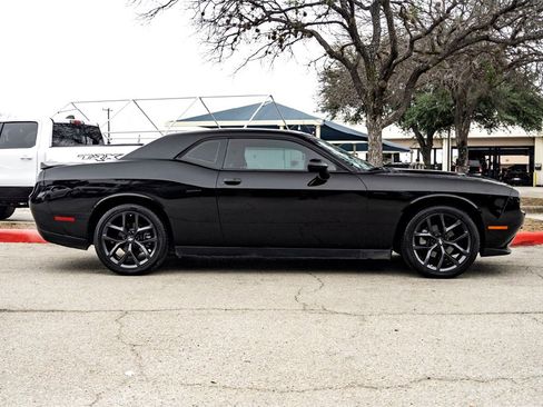 Used 2022 Dodge Challenger SXT w/ Blacktop Package image 4
