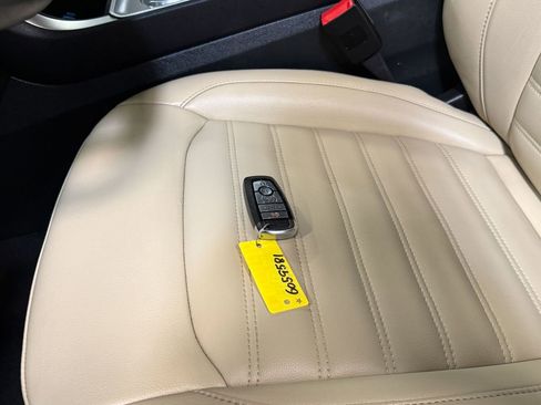 Used 2023 Ford Edge SEL w/ Convenience Package image 20