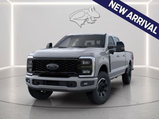 New 2026 Ford F350 Lariat w/ Tremor Off-Road Package AWD/4WD video 1