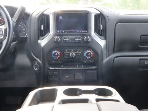 Used 2023 Chevrolet Silverado 2500 LT w/ Convenience Package AWD/4WD image 12