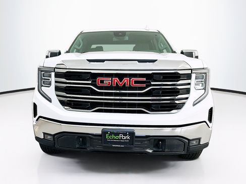 Used 2025 GMC Sierra 1500 SLT AWD/4WD image 2