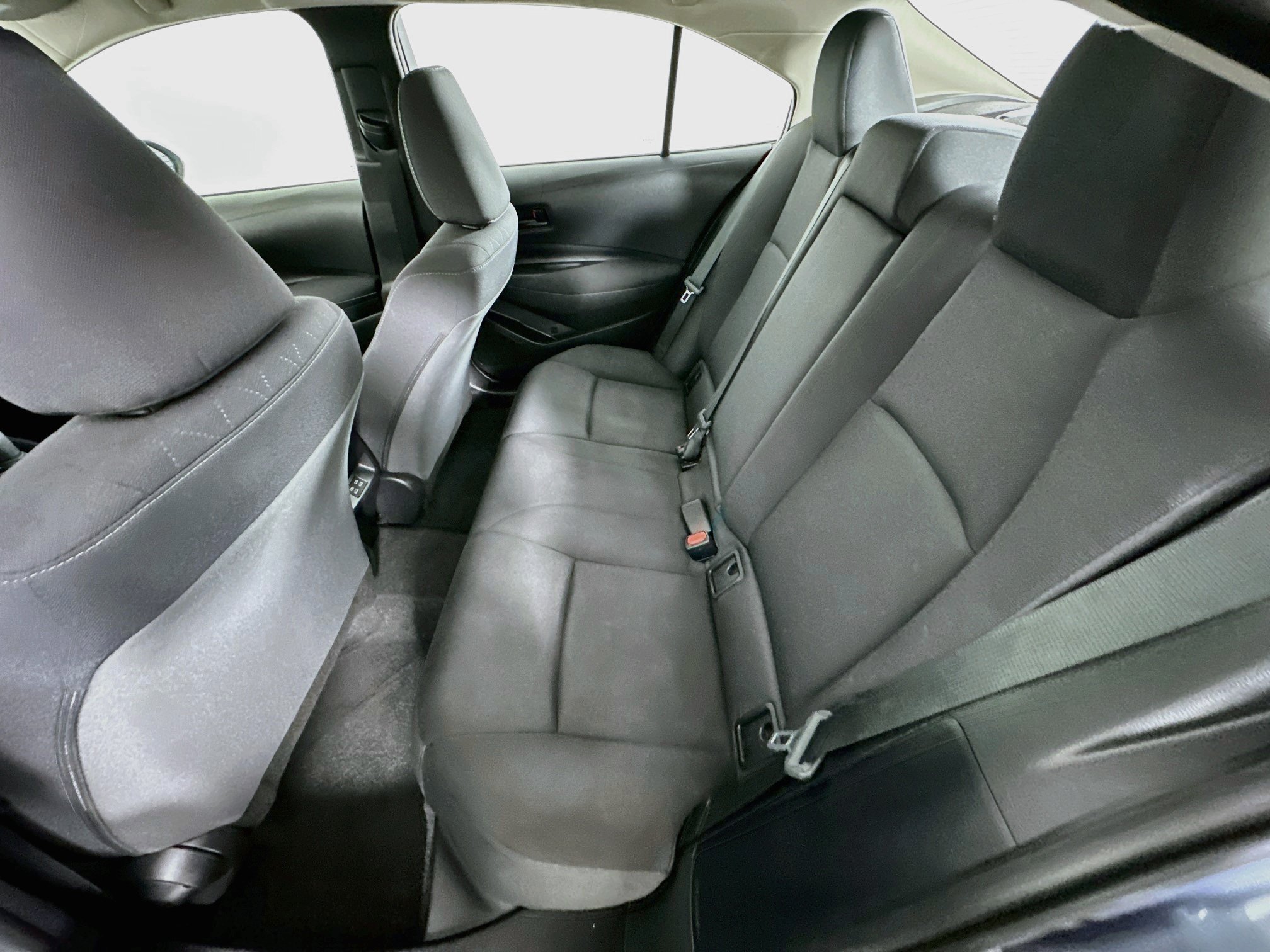 Used 2026 Toyota Corolla LE FWD image 27