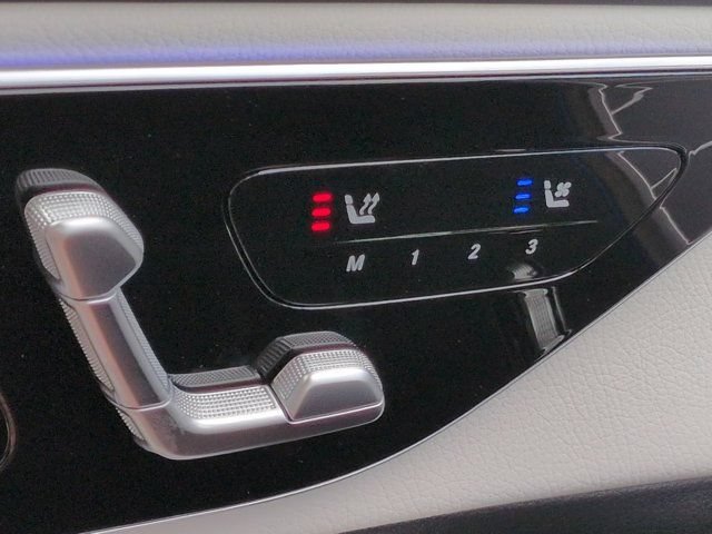 Used 2026 Mercedes-Benz GLC 300 image 24