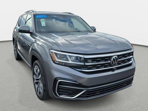 Certified 2023 Volkswagen Atlas SEL Premium AWD/4WD image 3