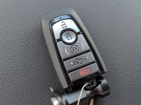 New 2025 Ford F150 Lariat w/ Equipment Group 502A High image 25