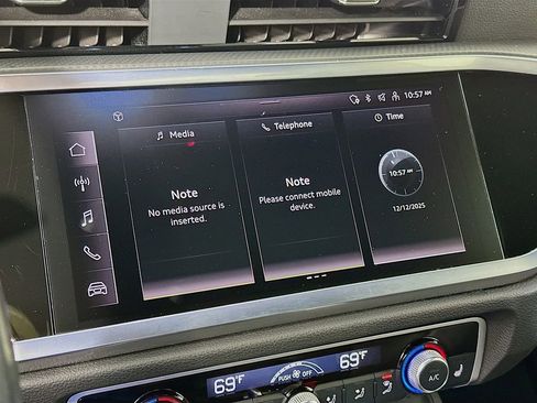 Used 2023 Audi Q3 2.0T Premium image 20