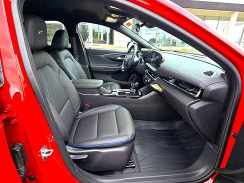 New 2026 Buick Envista Sport Touring w/ Convenience I Package FWD image 19